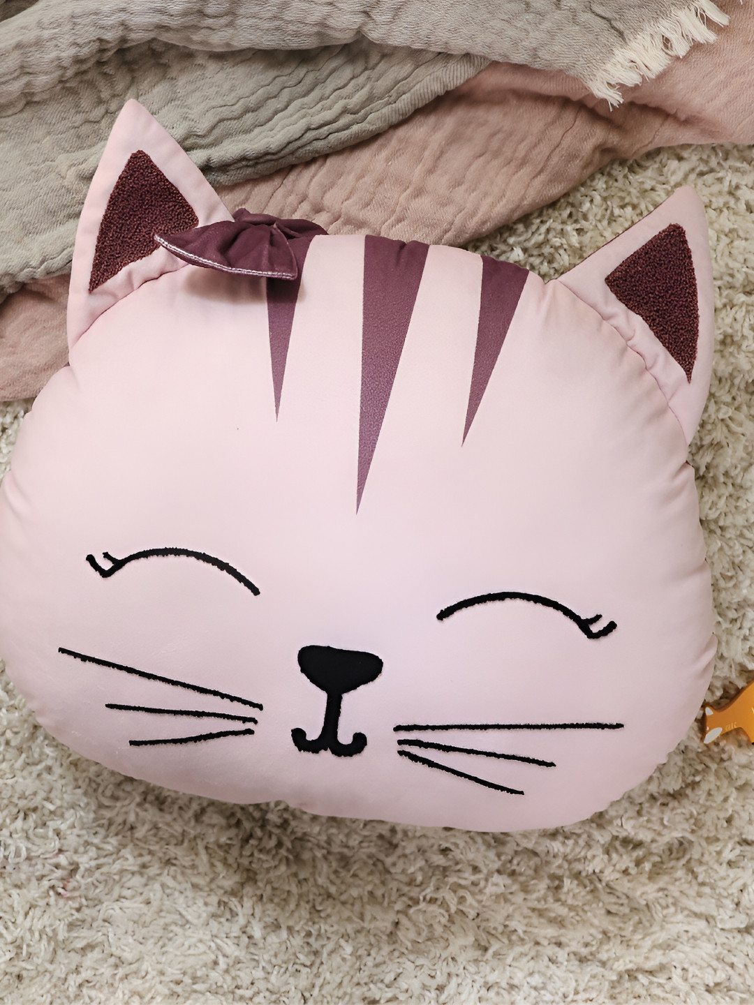 Smartsters Pink & Brown Printed Velvet Filled Cushion