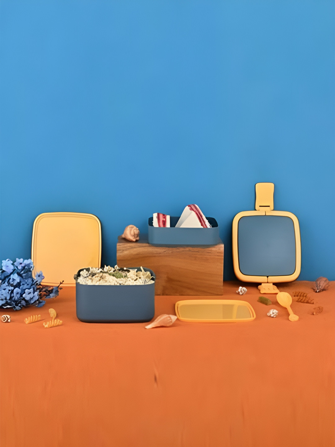 Kuber industries Blue Plastic Durable Screw Top Graduated Container-1L