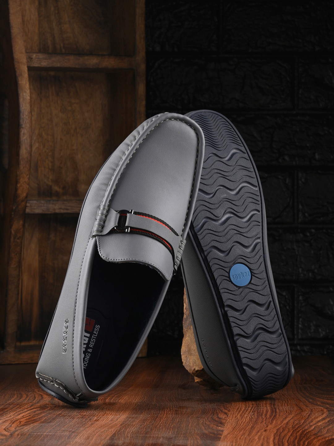 SPYKAR Men Textured Buckle Detail Comfort Insole Driving Shoes