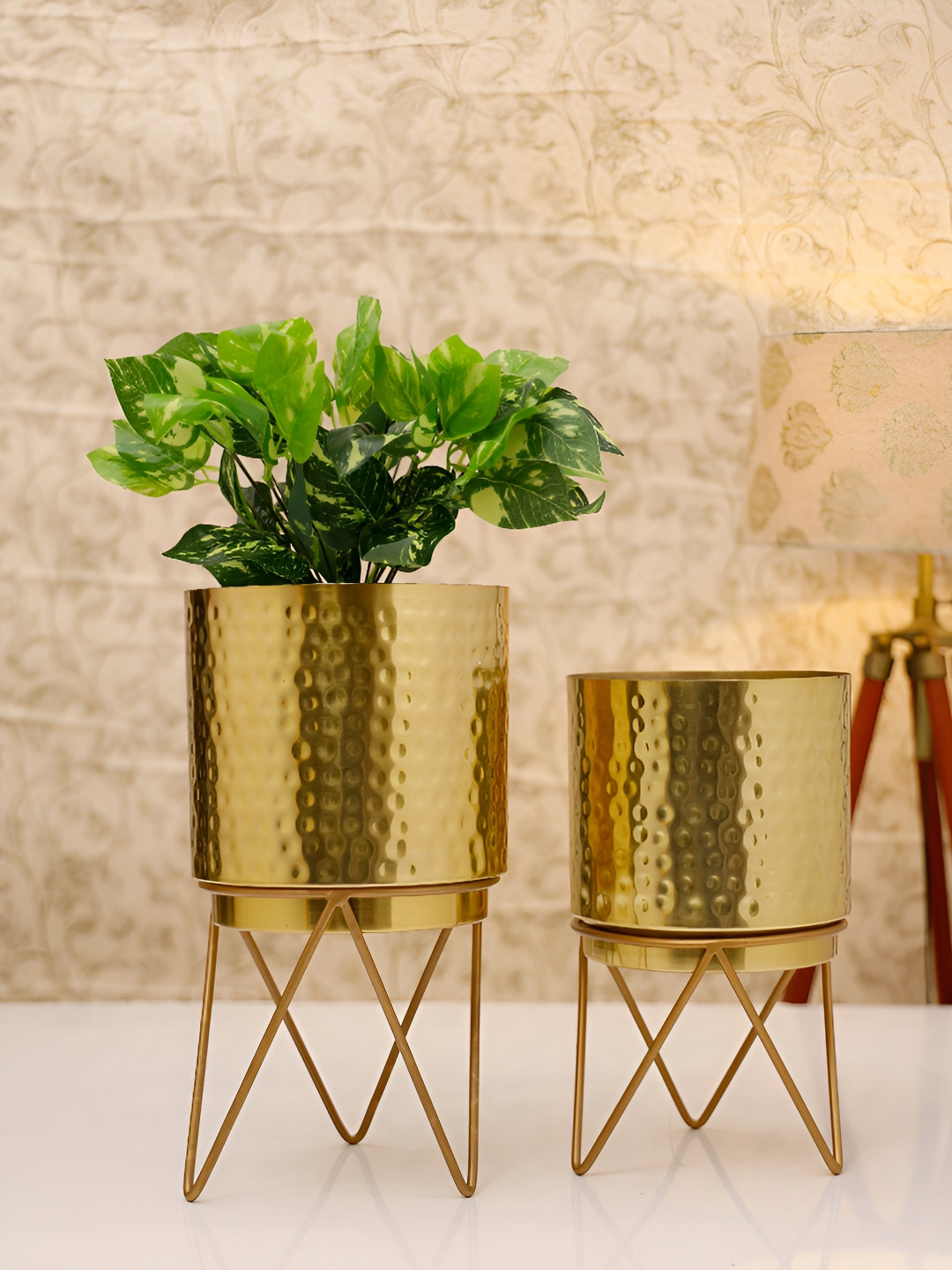 HomeShastra Elle Gold Toned 2 Pieces Textured Metal Planters with Stand