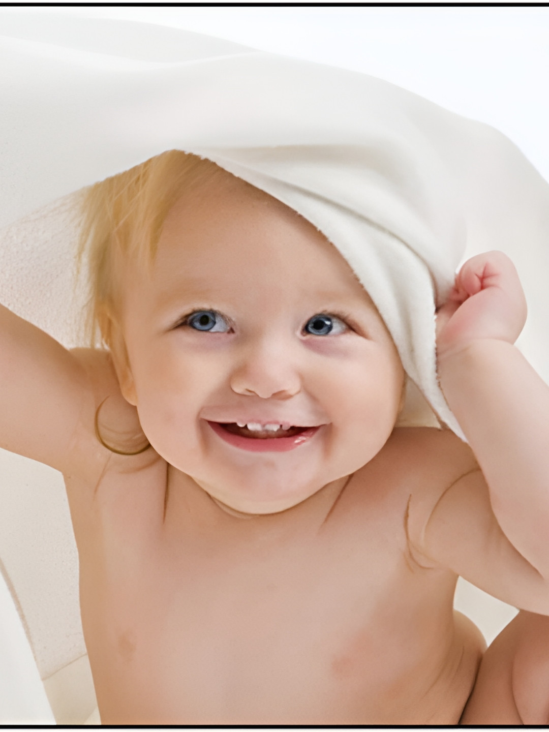 PnF White & Nude-Coloured Baby Printed Paper Wall Sticker