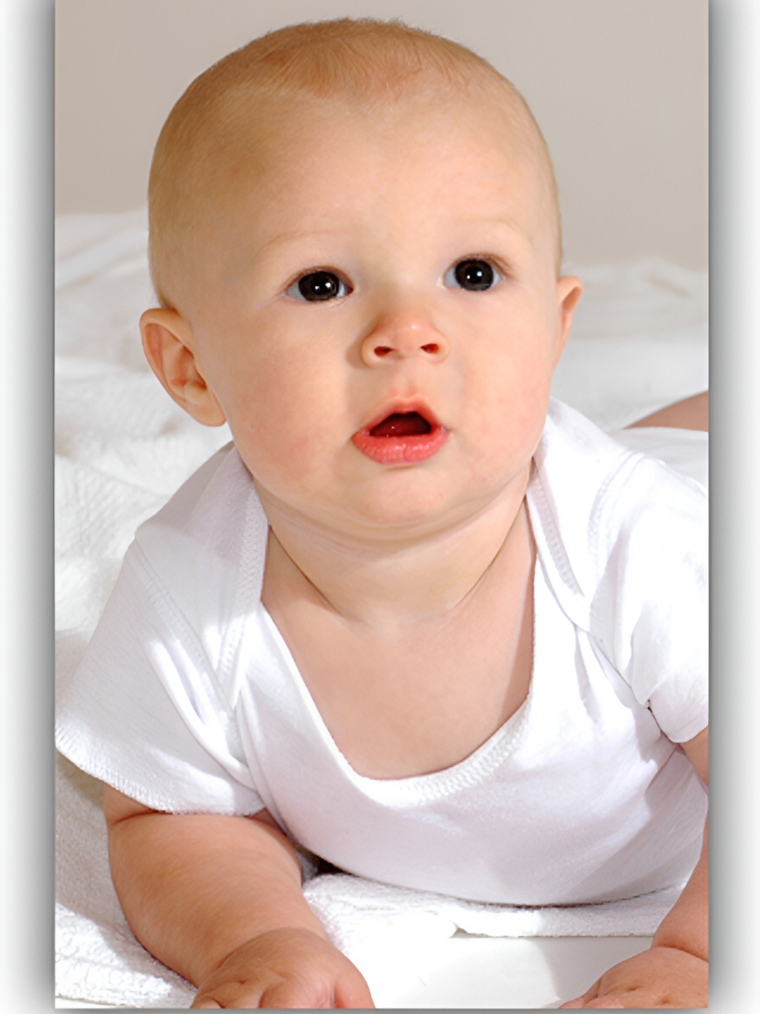 PnF White & Beige Photographs Wall Art