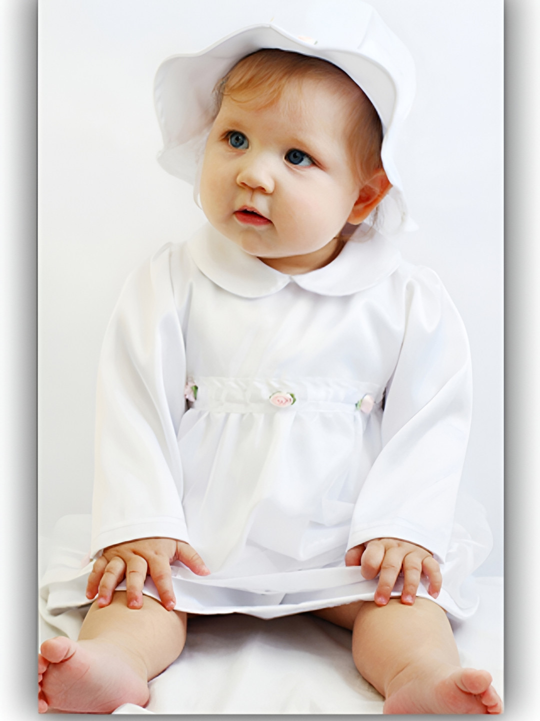 PnF White & Nude Coloured Paper Wall Photographs