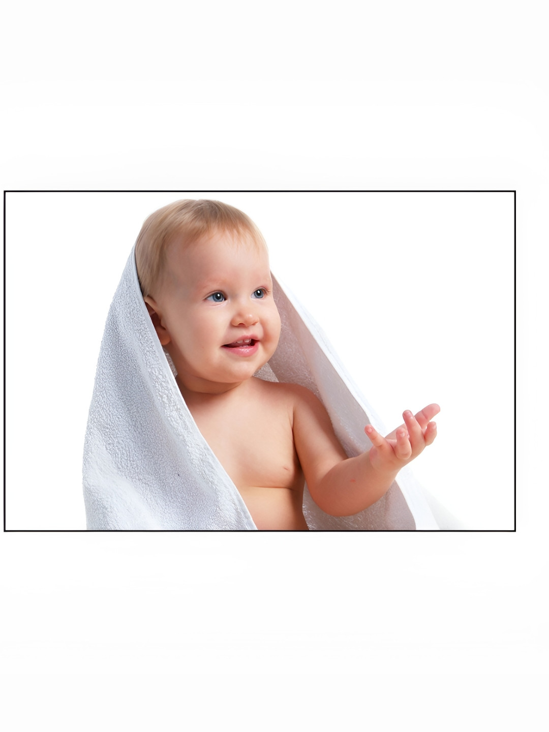 PnF White & Nude Coloured Paper Wall Photograph