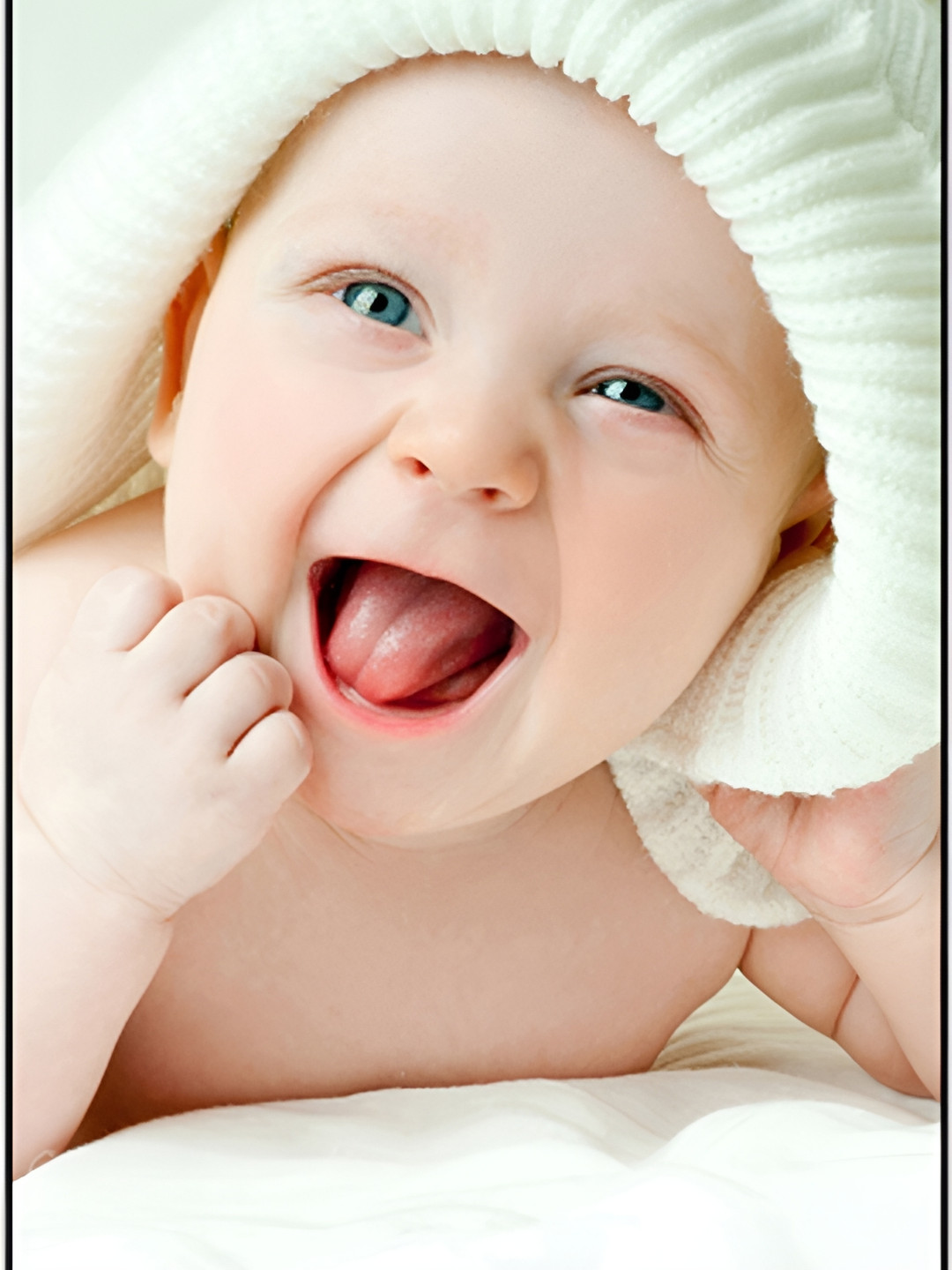 PnF Green & Nude Coloured Paper Wall Photographs