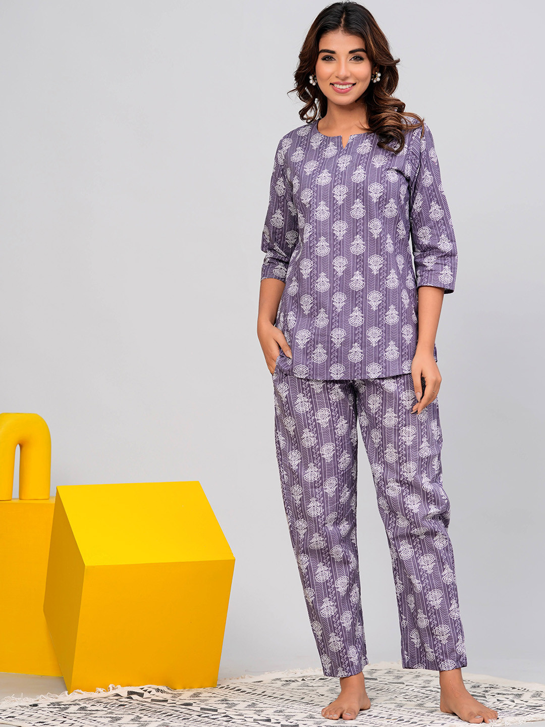 Ichaa Floral Printed Pure Cotton Night suit