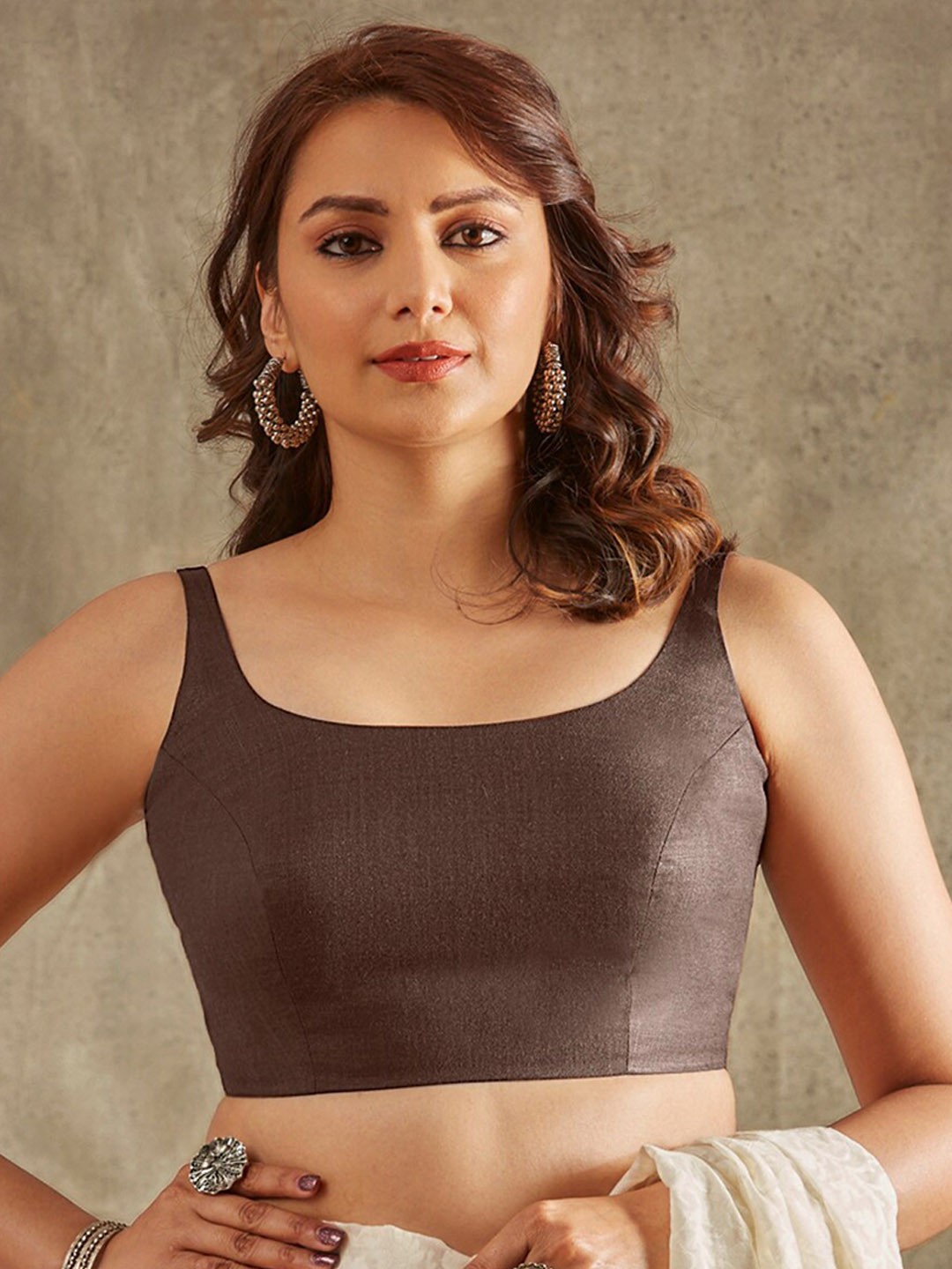 SALWAR STUDIO Linen Solid Sleeveless Saree Blouse