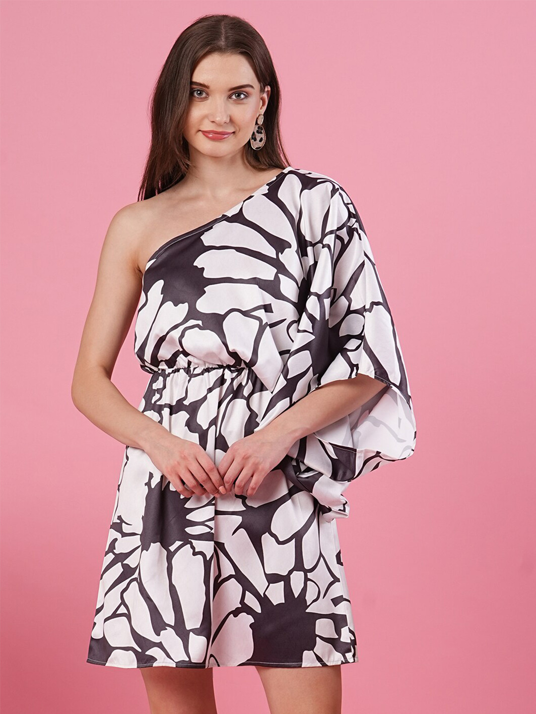 Globus Print One Shoulder Batwing Sleeve Satin A-Line Mini Dress