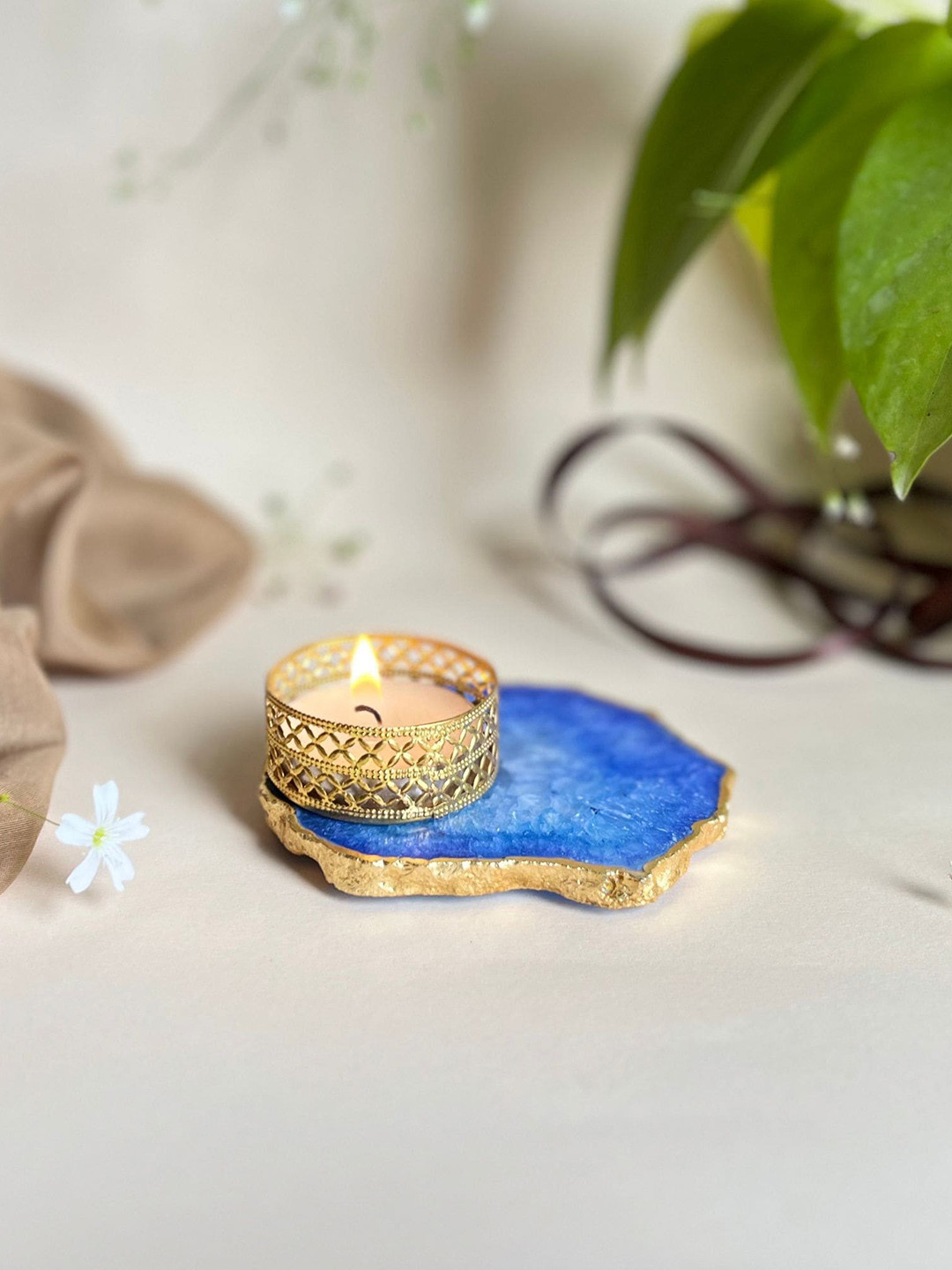 HOMEARTE Blue Agate Tea Light Candle Holder