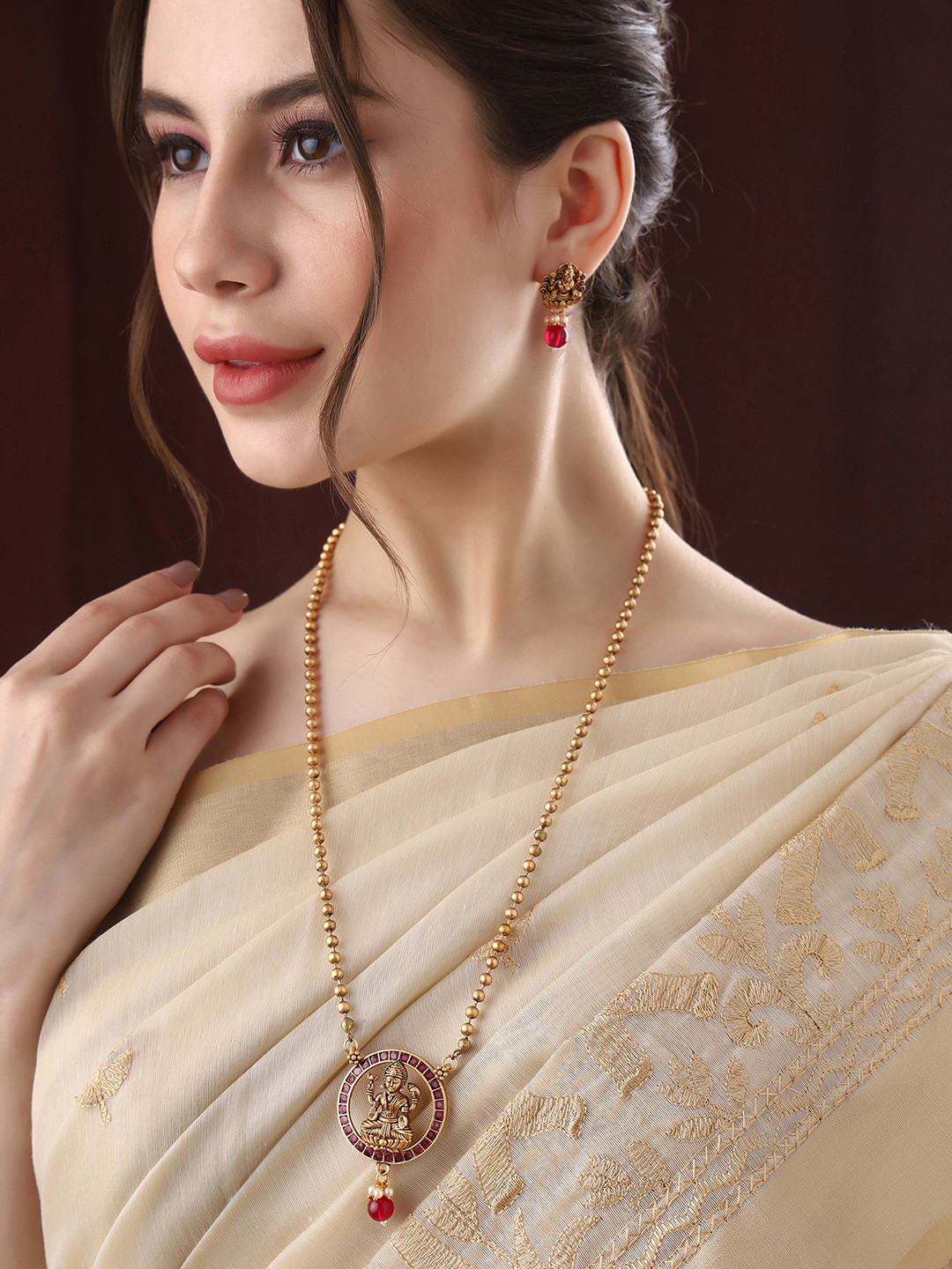 Priyaasi Gold-Plated Stones Studded & Beads Beaded Temple Necklace With Earrings