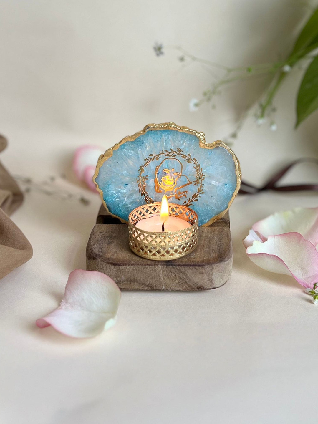 HOMEARTE Turquoise Blue Agate Guru Ji Tea Light Candle Holder