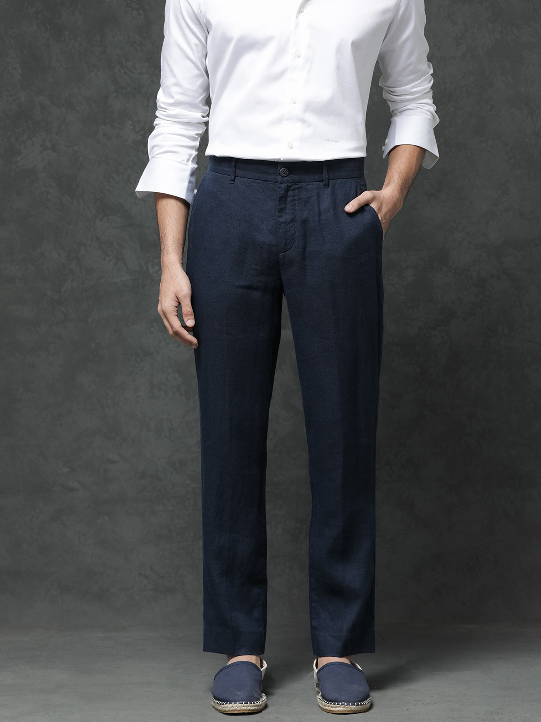 RARE RABBIT Men Arcelo Mid-Rise Linen Trouser