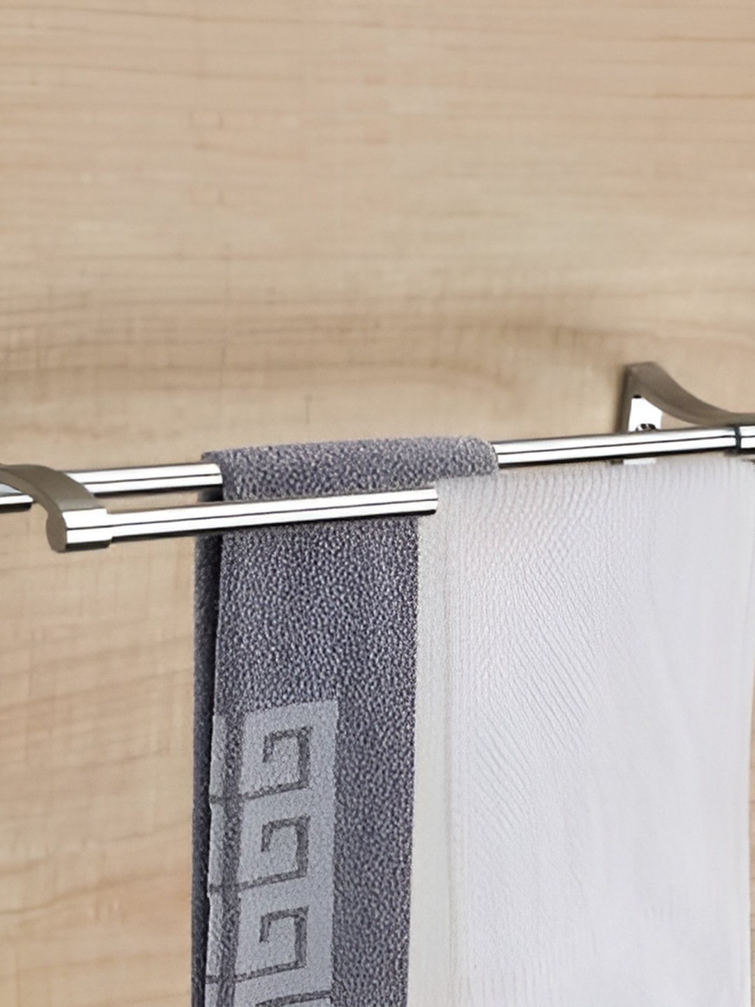 Filox Silver-Toned Stainless Steel Glossy Contemporary Towel Rod