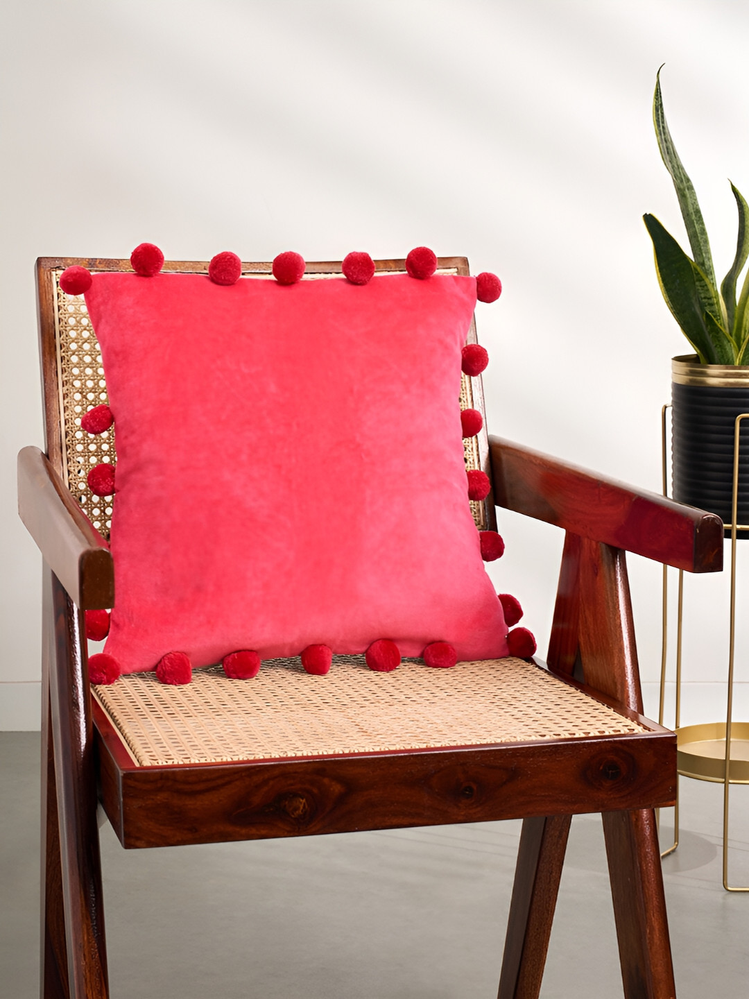 Living scapes by Pantaloons Pink Square Cushion Cover