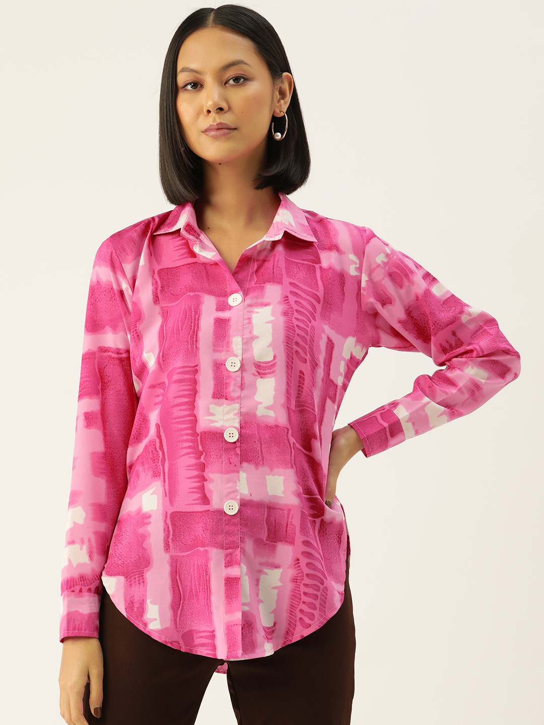 Sleek Italia Women Standard Printed Casual Shirt