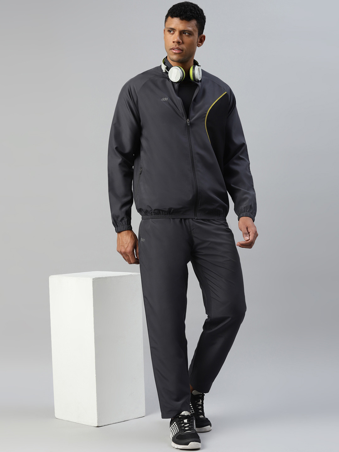 DIDA Men Breathable Colorblock Quick-Dry Activewear Sports Training Track Suit