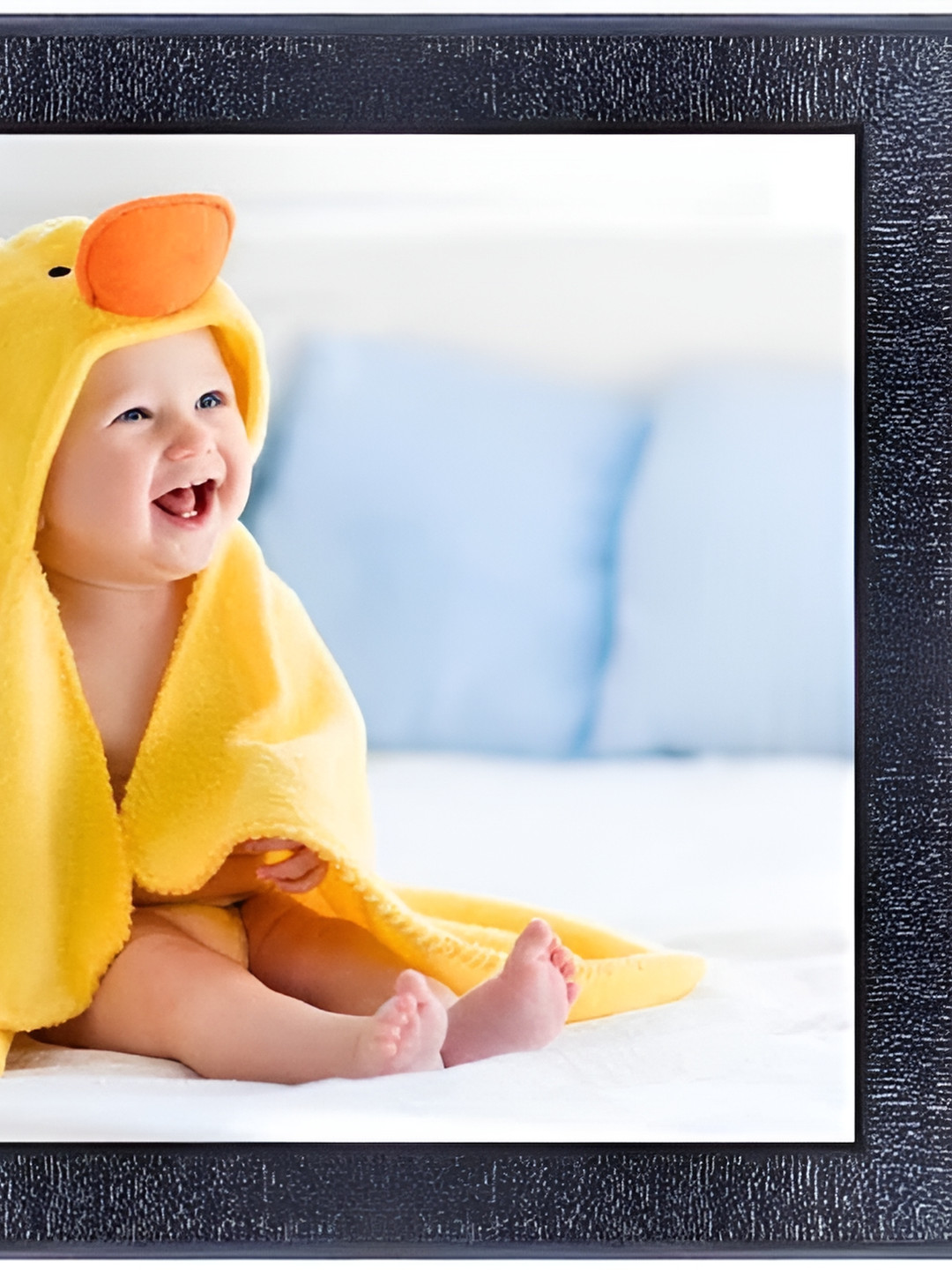 PnF Black & Yellow Printed Paper Wall Painting