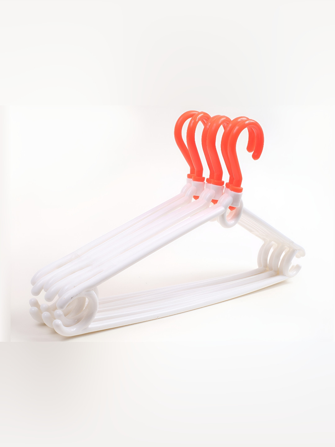 SINAL 6 Pieces White & Orange-Coloured Saree Hanger