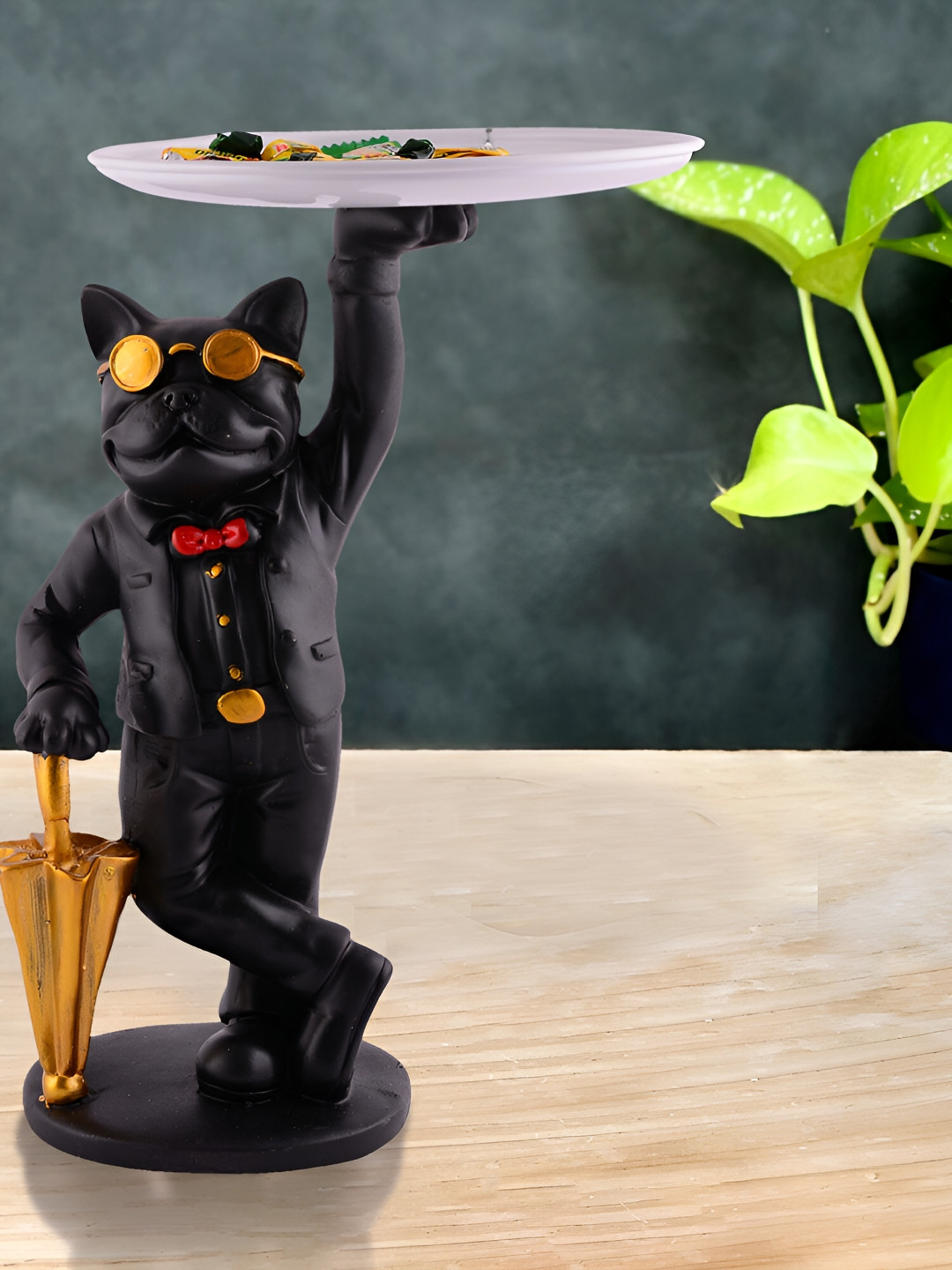 Zart Black Polyresin Matte Living Room Medium Showpiece - 9 Inches