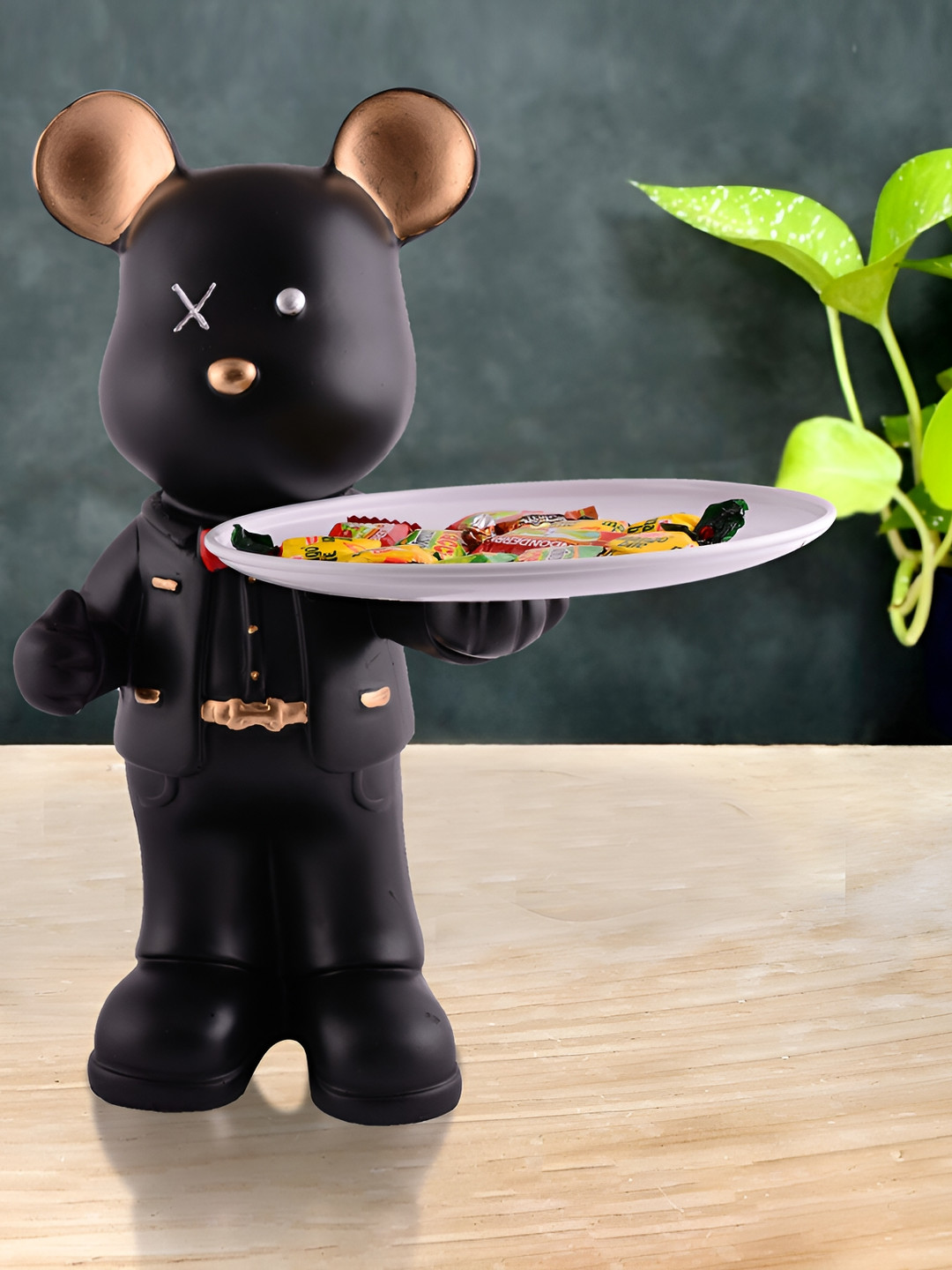 Zart Black Polyresin Matte Living Room Medium Showpiece - 9 Inches