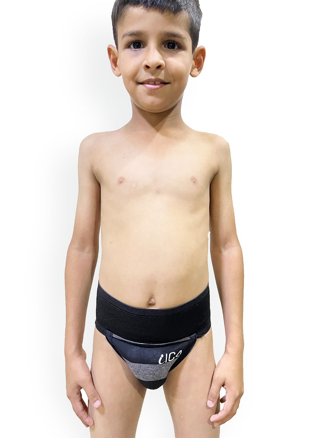 IC4 Boys Cricket Supporter