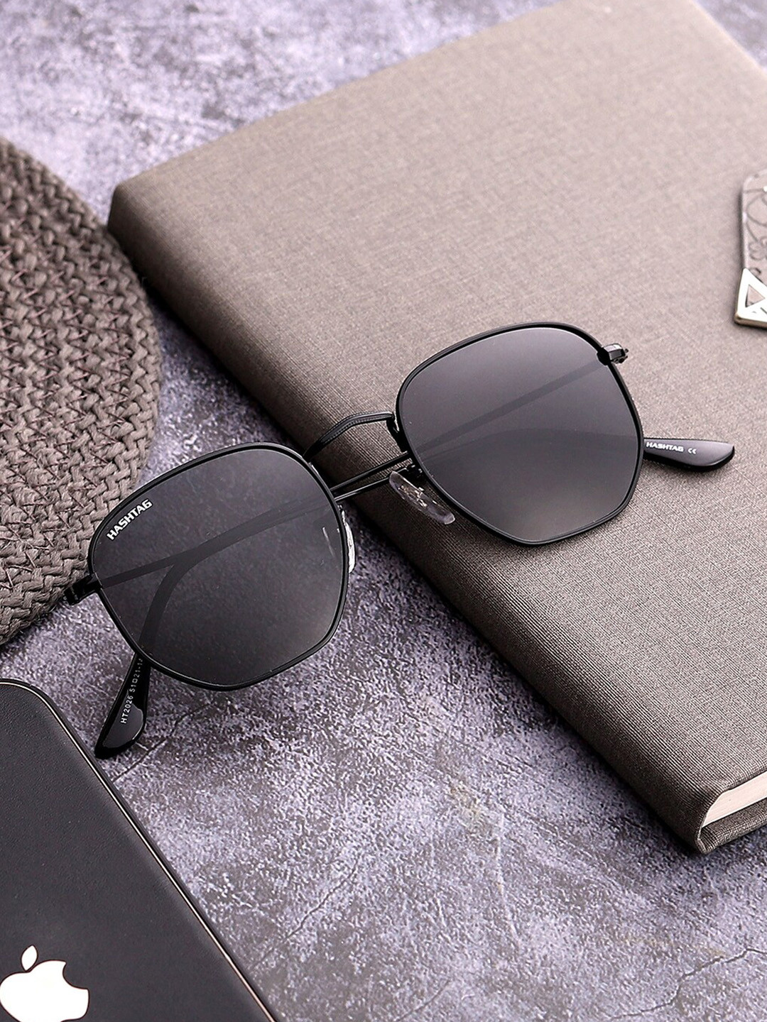 HASHTAG EYEWEAR Unisex Square Sunglasses With Polarised and UV Protected Lens HT2026