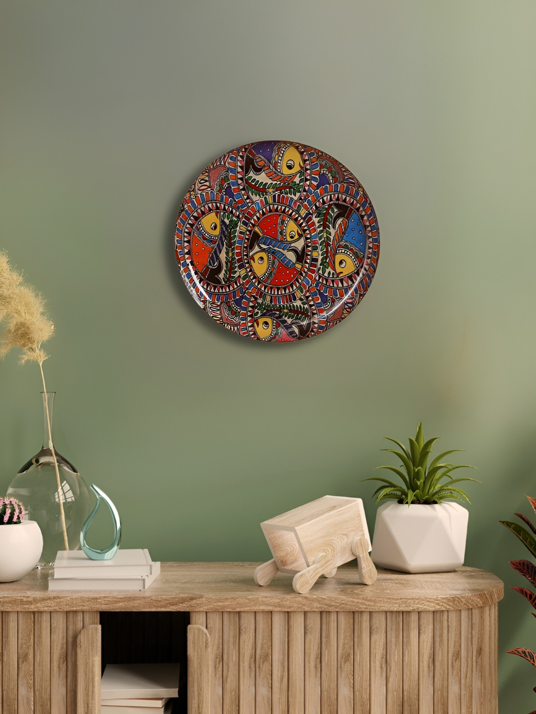 Homspurts Fish Madhubani Metal Ethnic Motifs Glossy Hanging Hall Wall Plates-10.6In