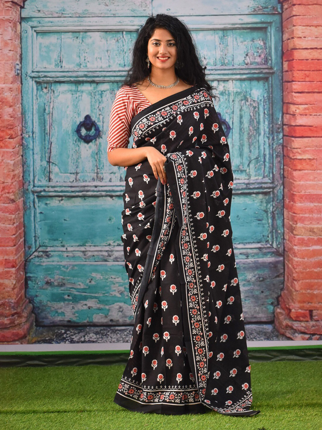 JALTHER Floral Printed Pure Cotton Block Print Saree