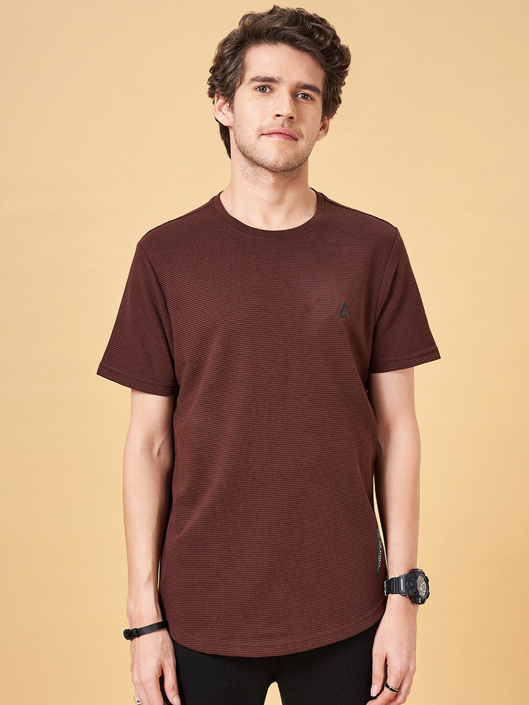 Street 808 by Pantaloons Self Design Round Neck Short Sleeves T-shirt