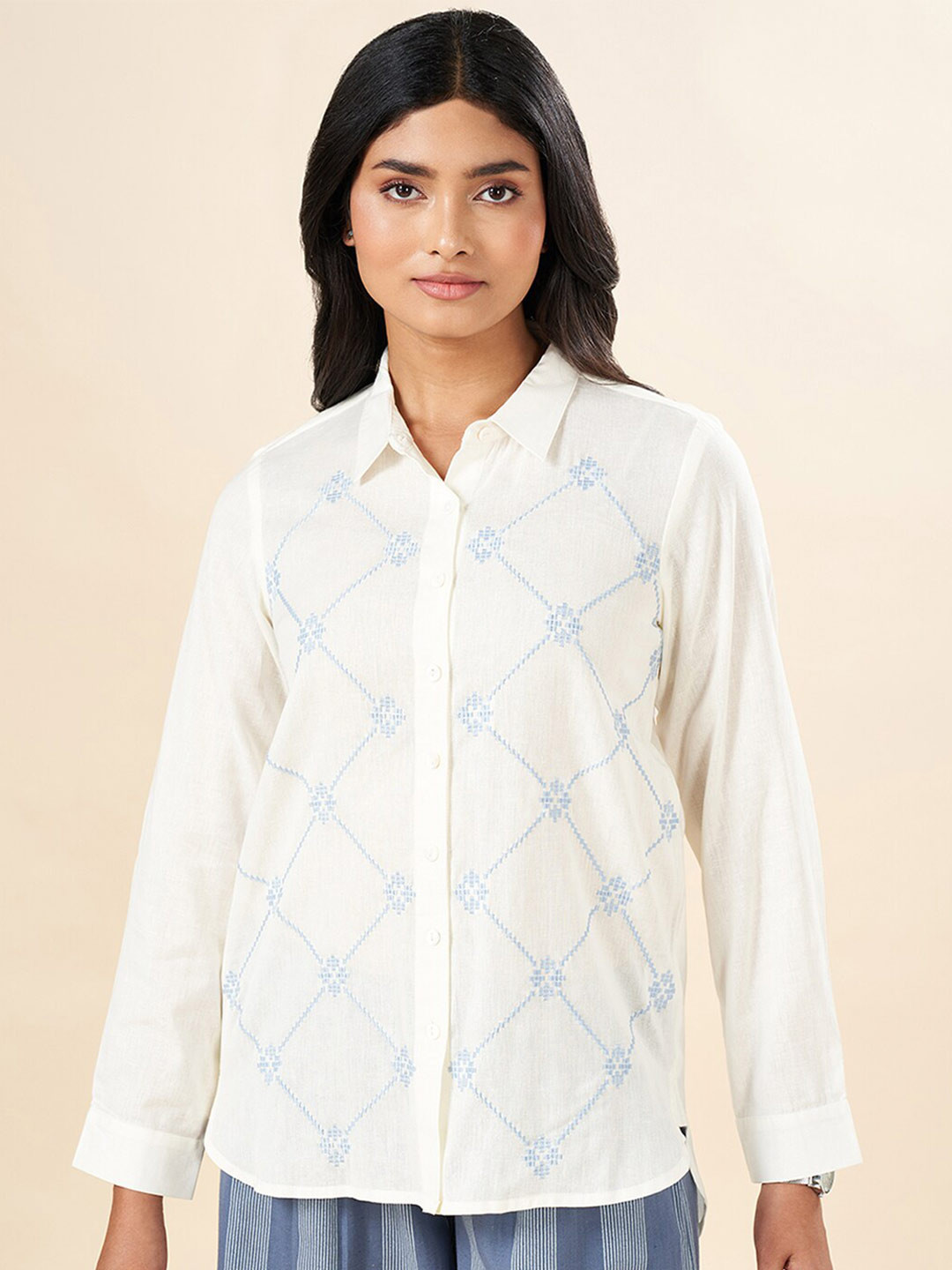 AKKRITI BY PANTALOONS Classic Geometric Embroidered Spread Collar Casual Shirt