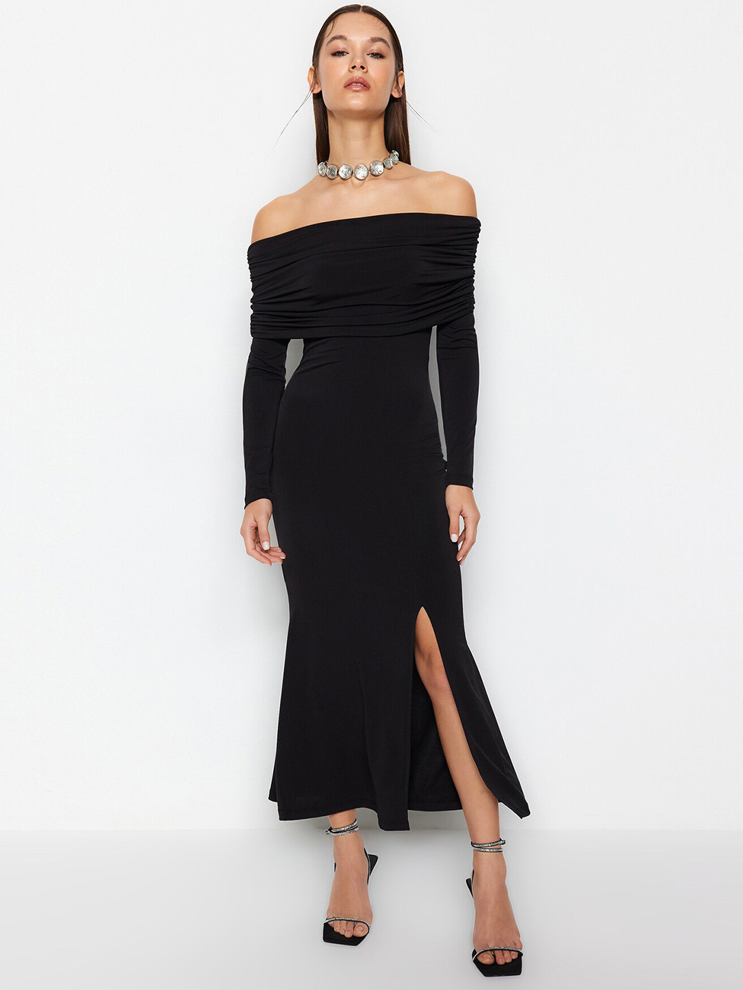 Trendyol Off-Shoulder Maxi Dress