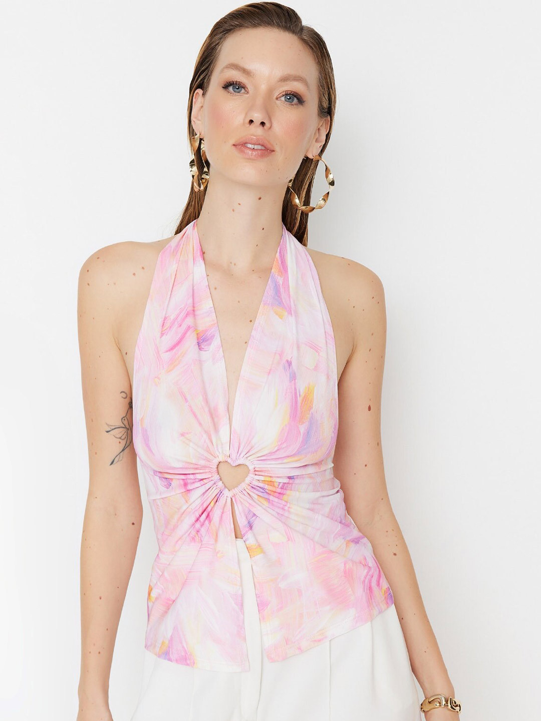 Trendyol Abstract Printed Halter Neck Cut Out Top