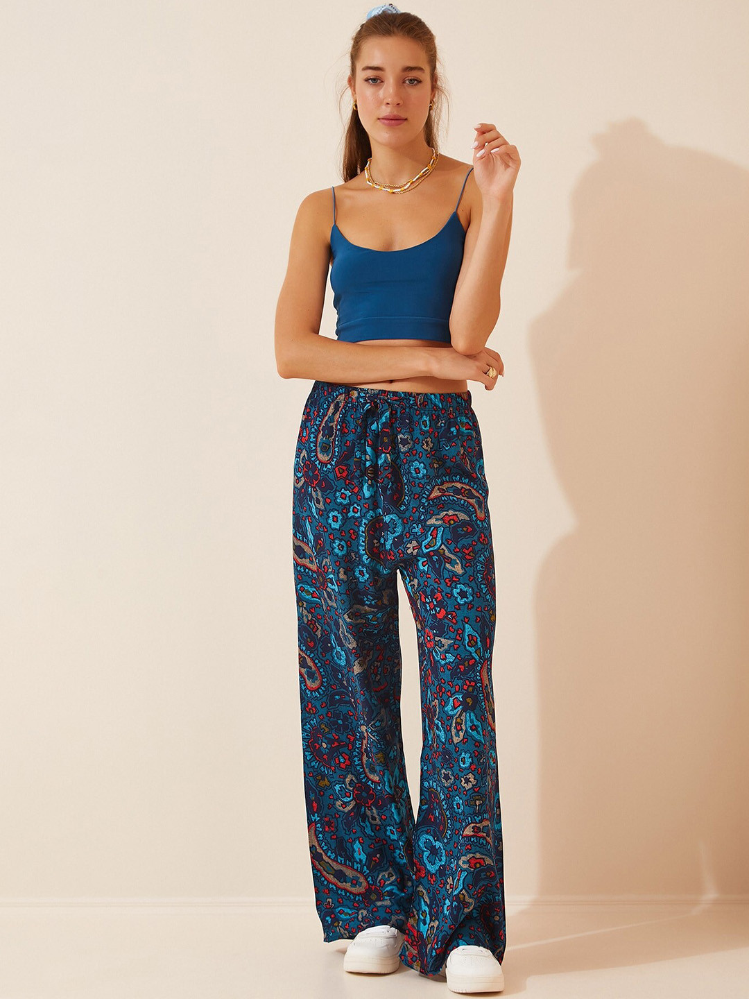 Trendyol Women Floral Printed Mid Rise Parallel Wide Leg Trousers