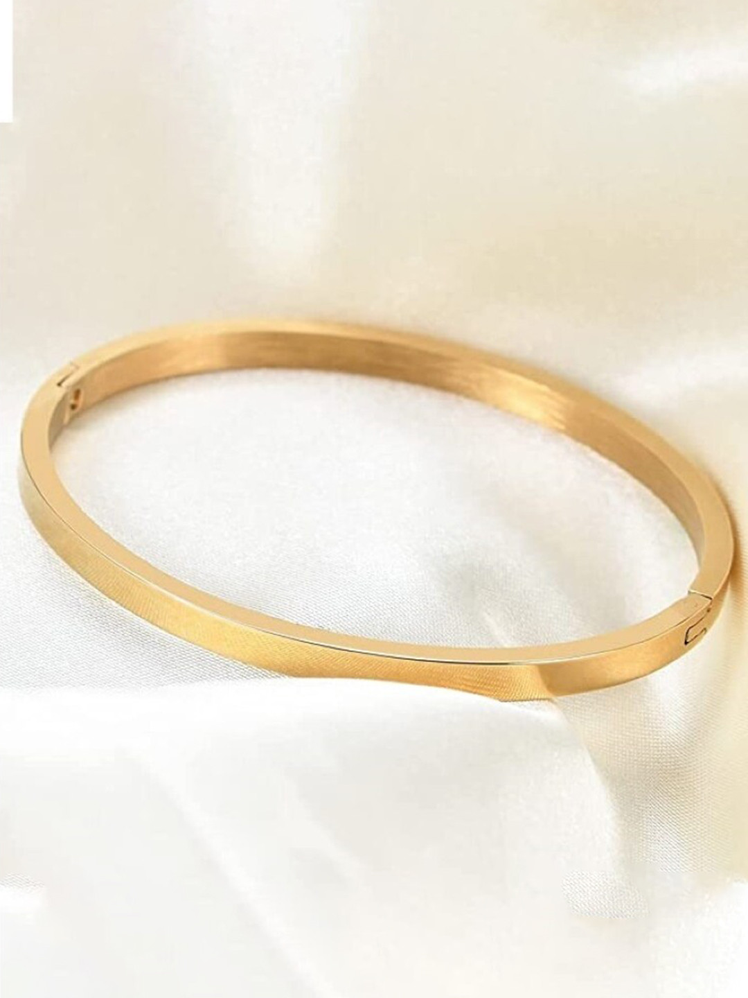 EL REGALO Women Bangle-Style Bracelet