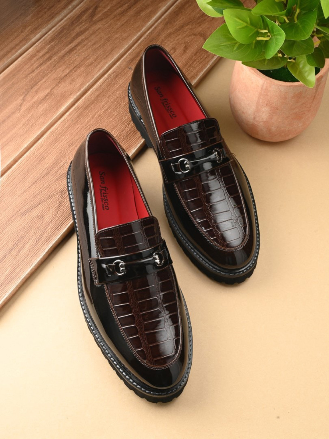 San Frissco Men Brown Solid Comfortable Anti-Slip Height-Increasing Horsebit Loafers Shoes