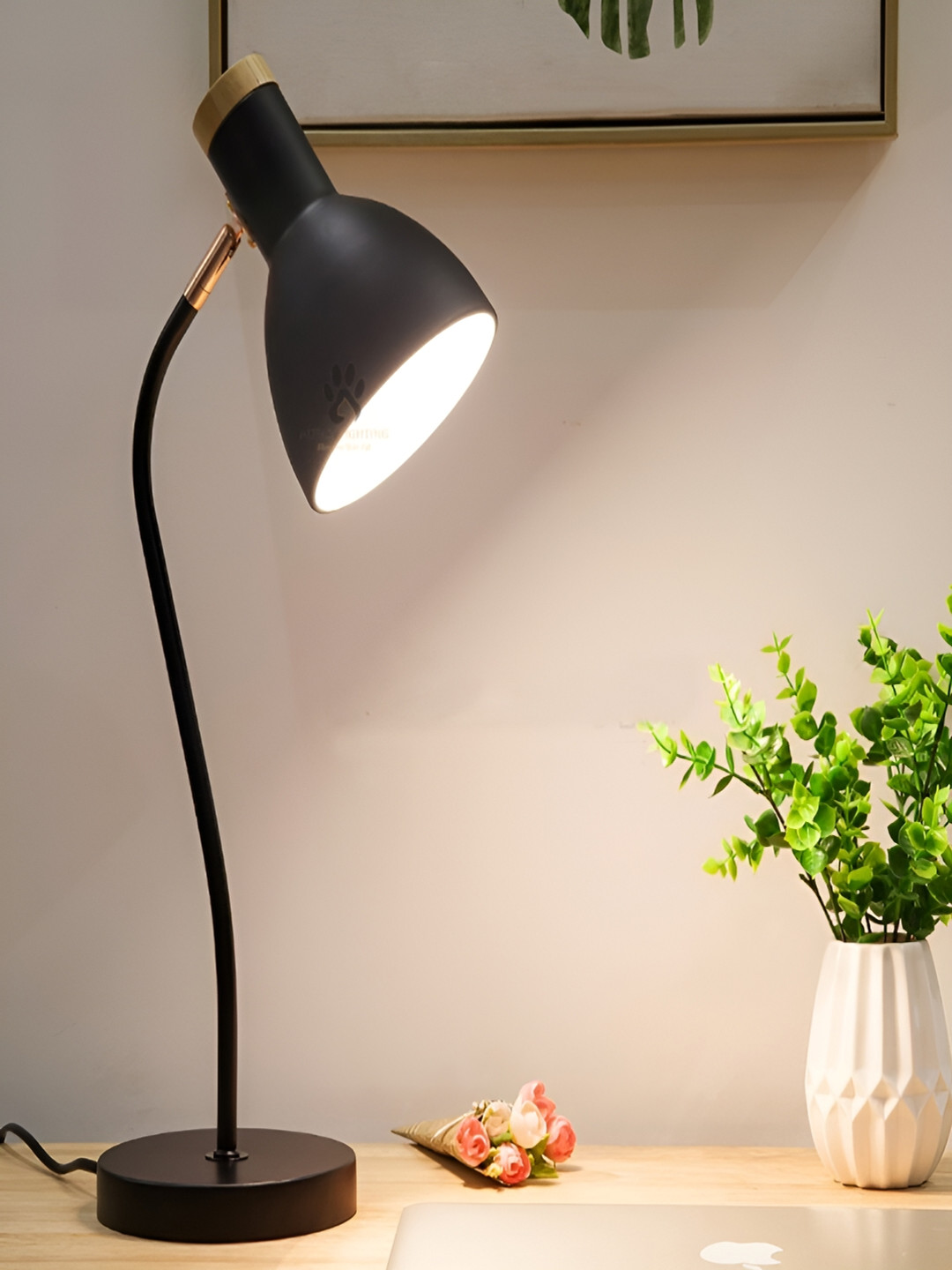 Mufasa Black Brown Desk Lamp With Bulb