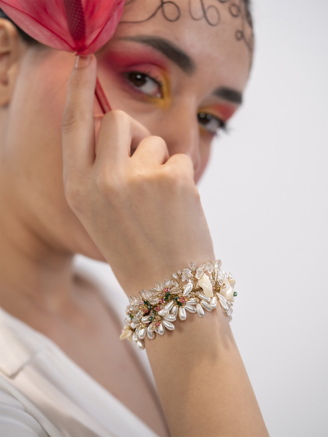 D'oro Azaleas Gold-Plated Charm Bracelet