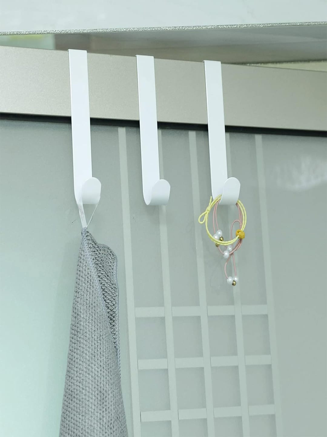 Kuber Industries White 3 Pieces Over The Door Hanger