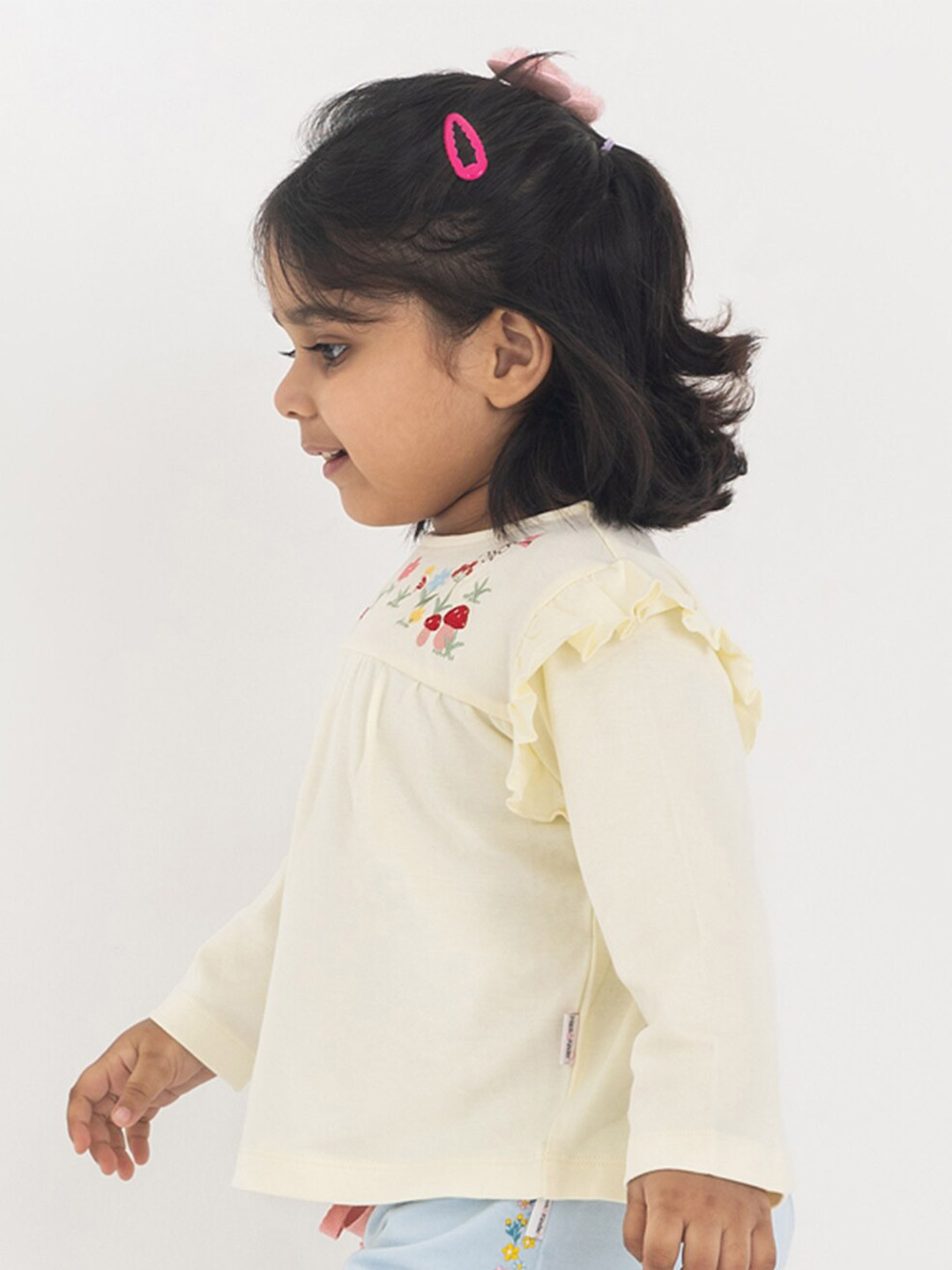 haus & kinder Girls Embroidered Pure Cotton Top with Shorts