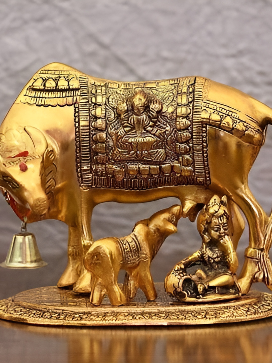 Navyaksh Cow Bachda Gold Brass Metallic Living Room Small Showpiece - 6.7 Inches
