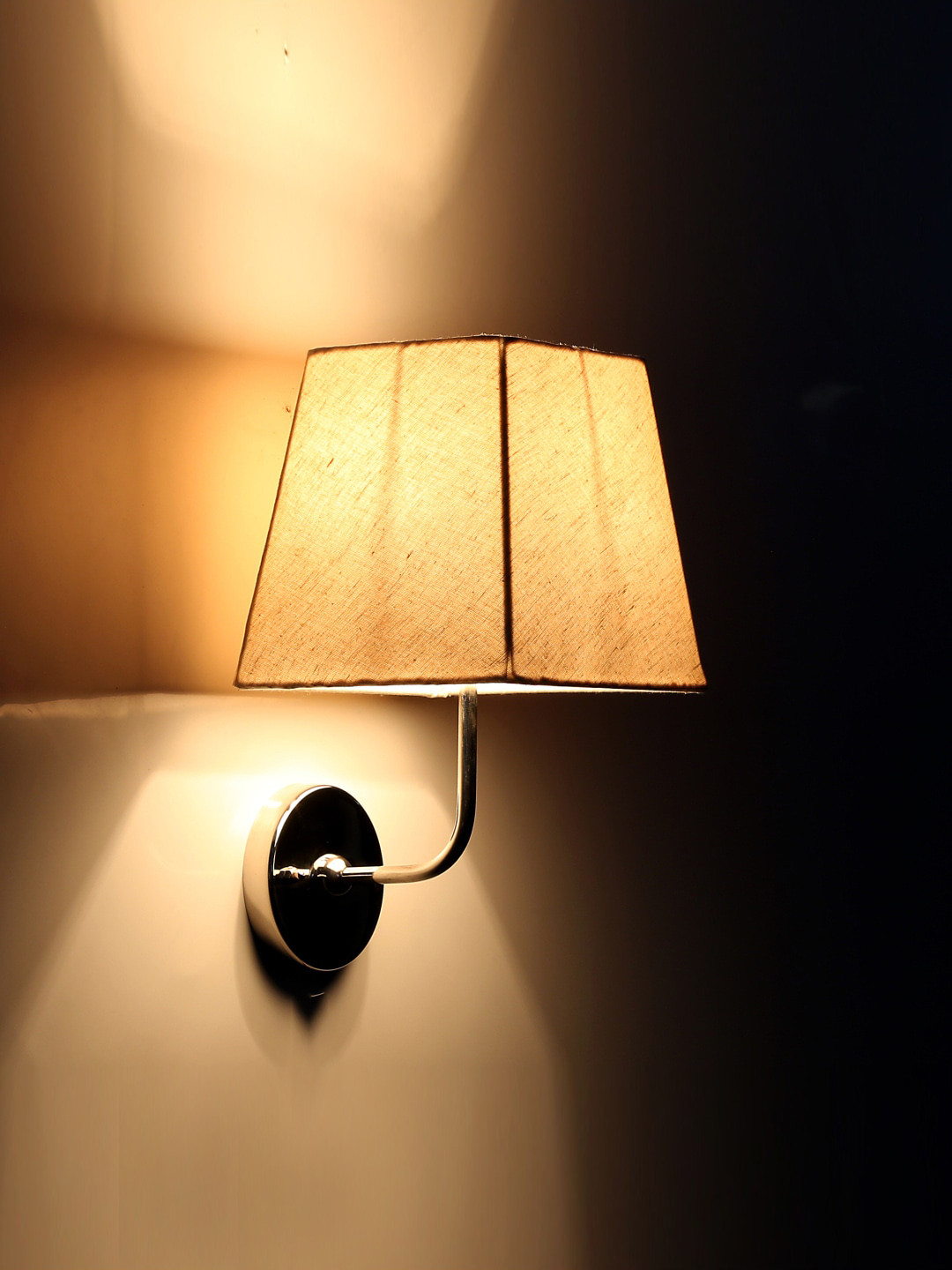 Craftter Off White Textured Frustum Acrylic Wall Lamps