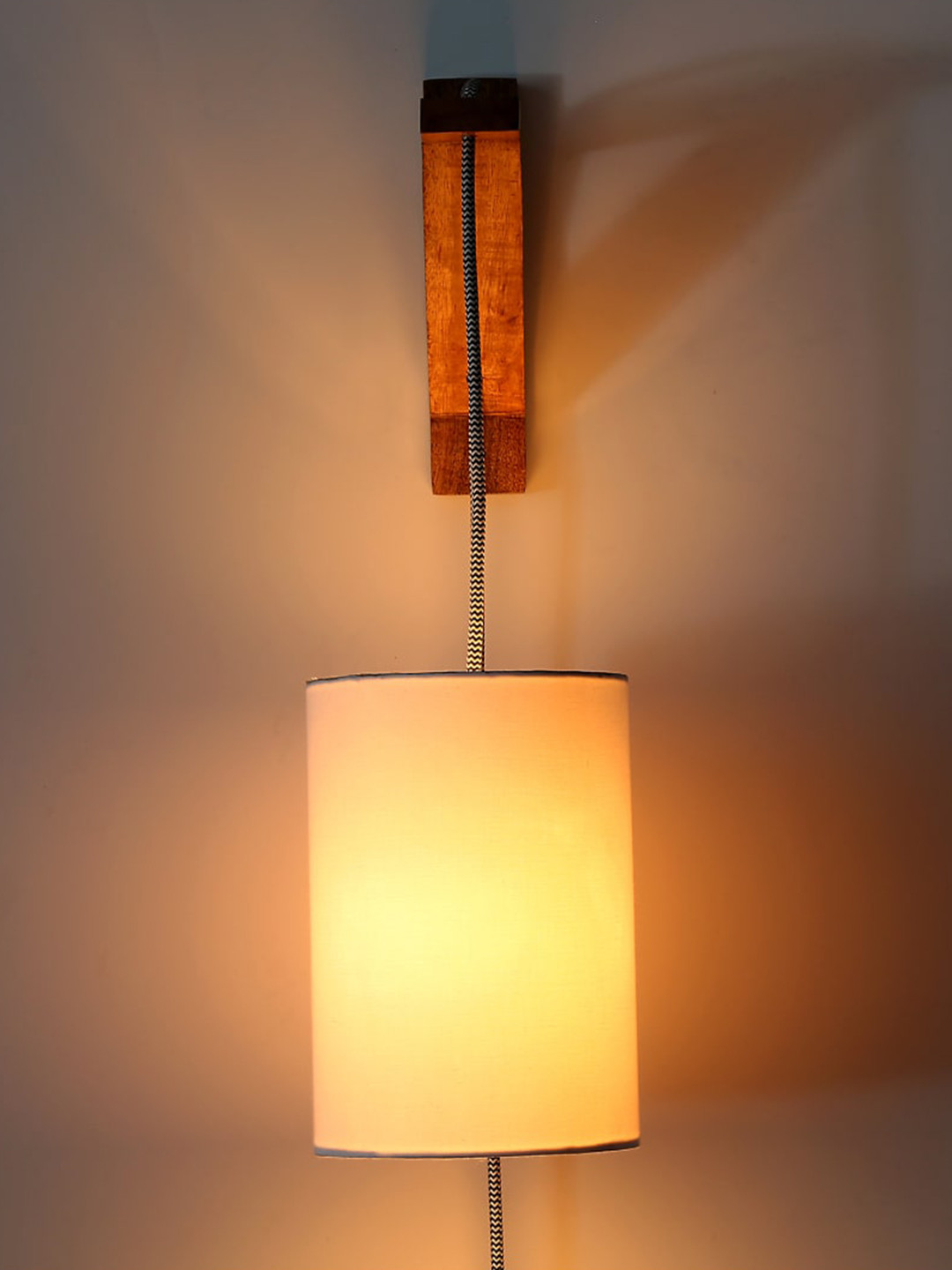 Craftter White & Brown Cylindrical Acrylic Wall Lamps