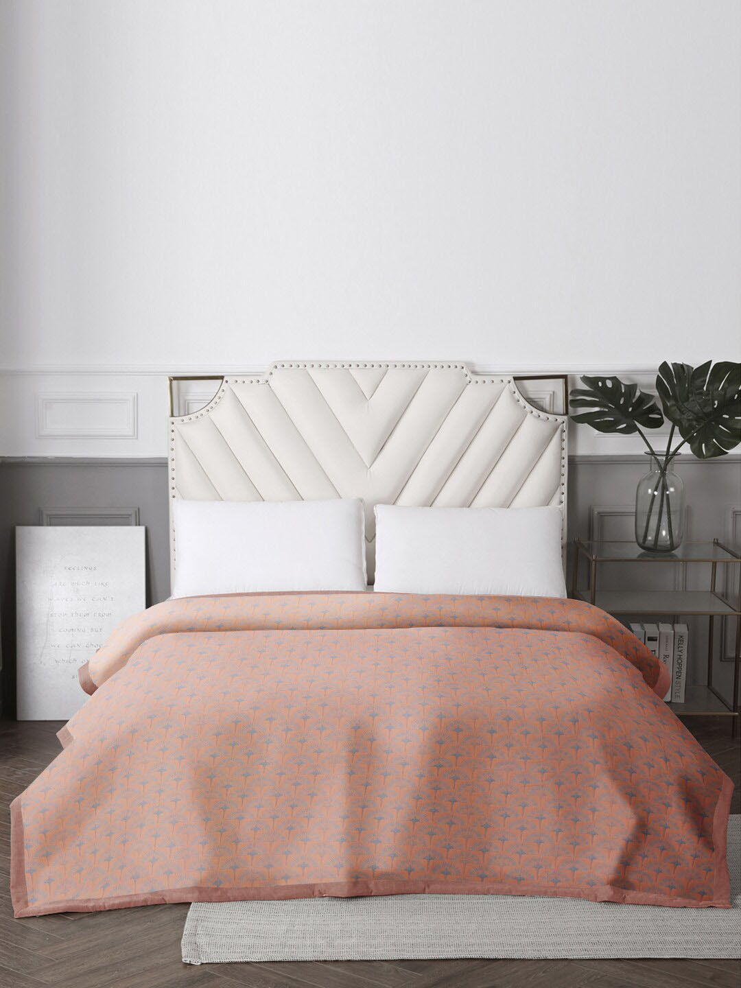 URBAN DREAM Peach Colored Floral Cotton Double Queen Bed Covers