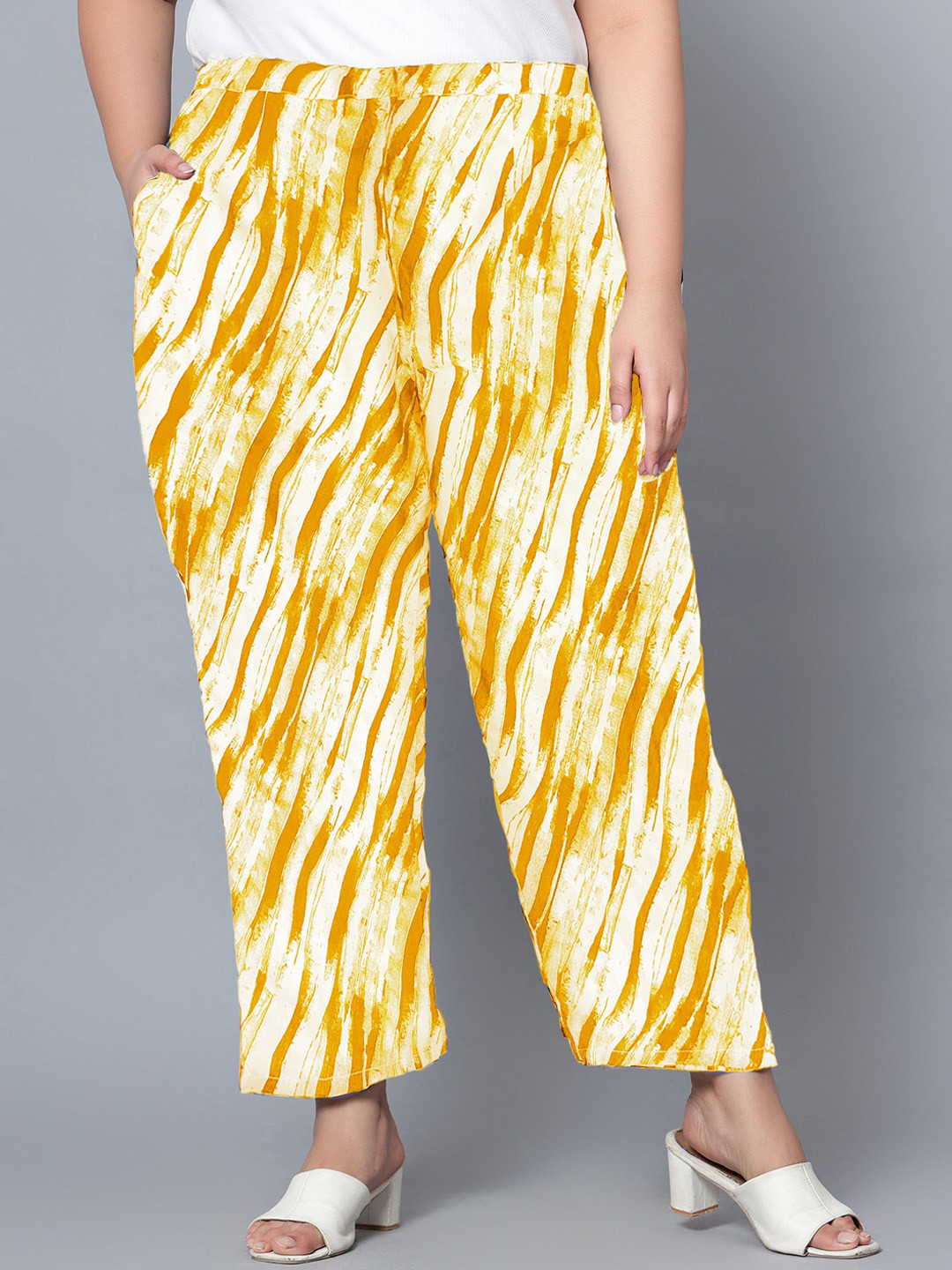 Indietoga Women Plus Size Comfort Easy Wash Abstract Print Parallel Trousers with Pockets