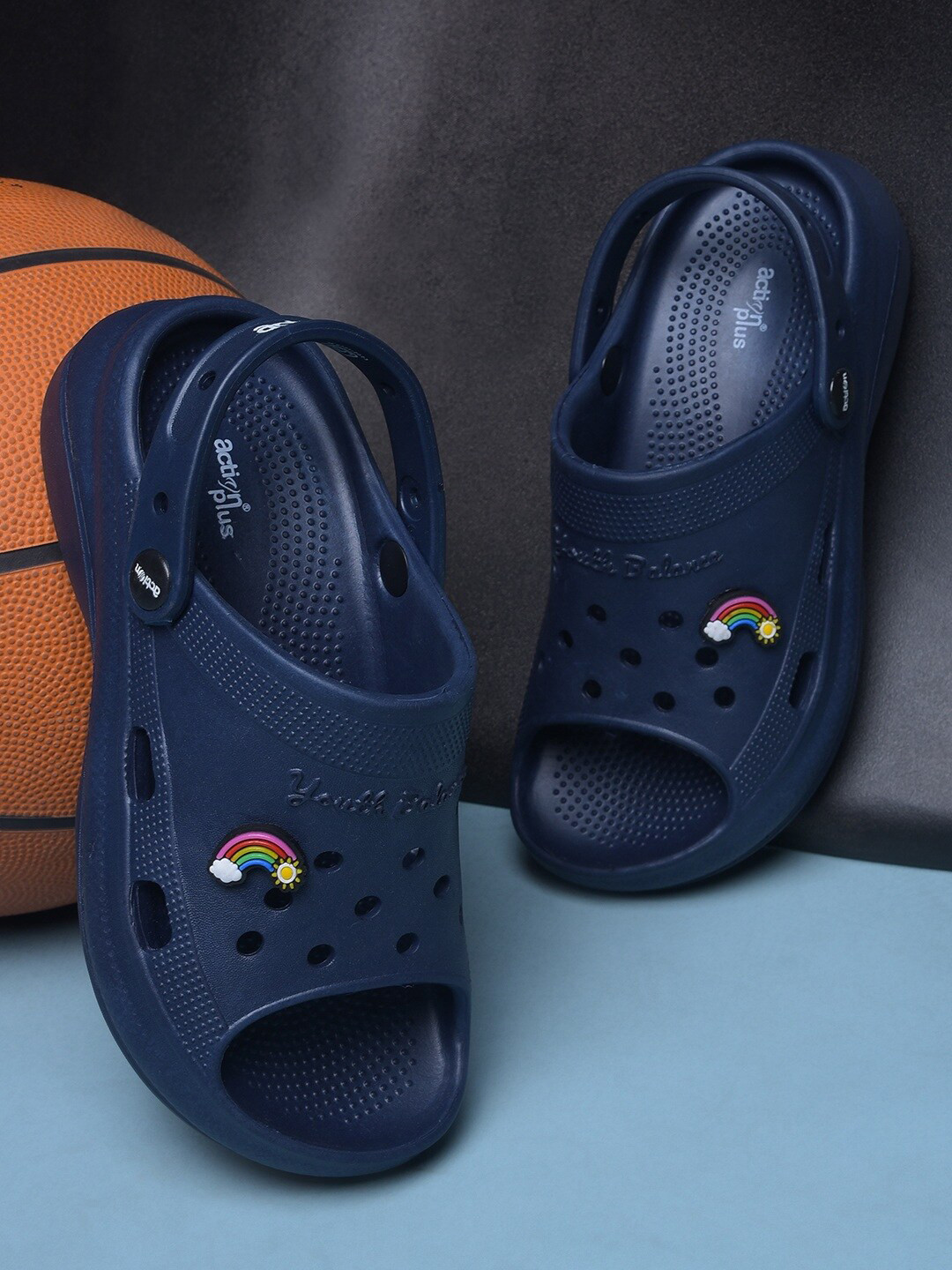 Action EVA Flotter Women Applique Detailed  Clogs