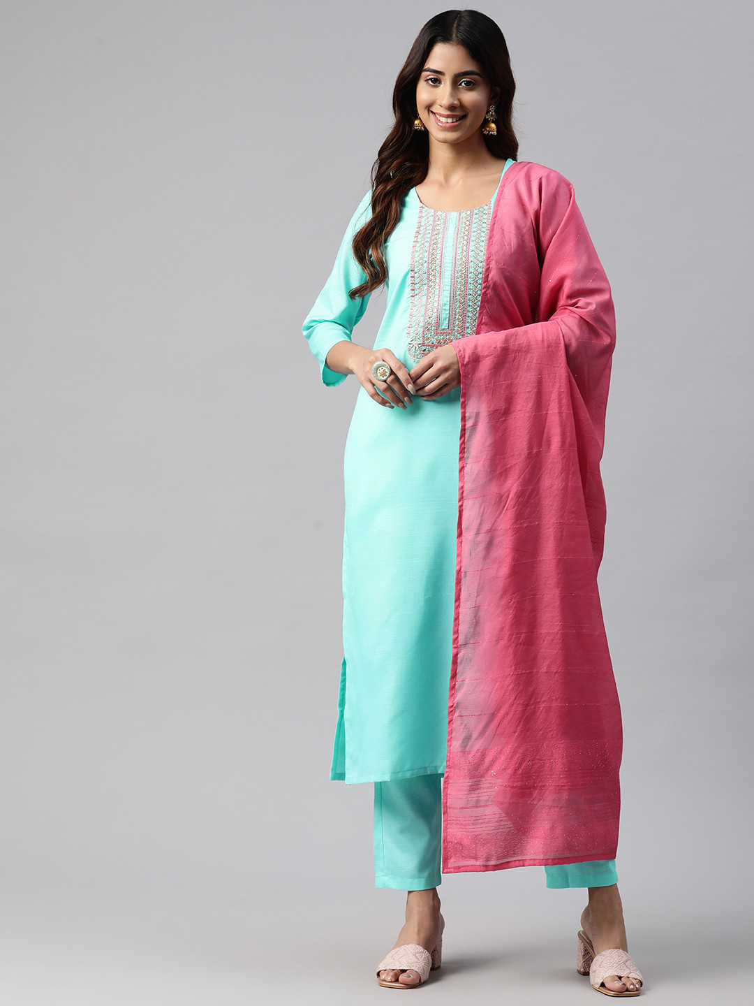 Yuris Women Yoke Design Regular Thread Work Kurta with Trousers & With Dupatta