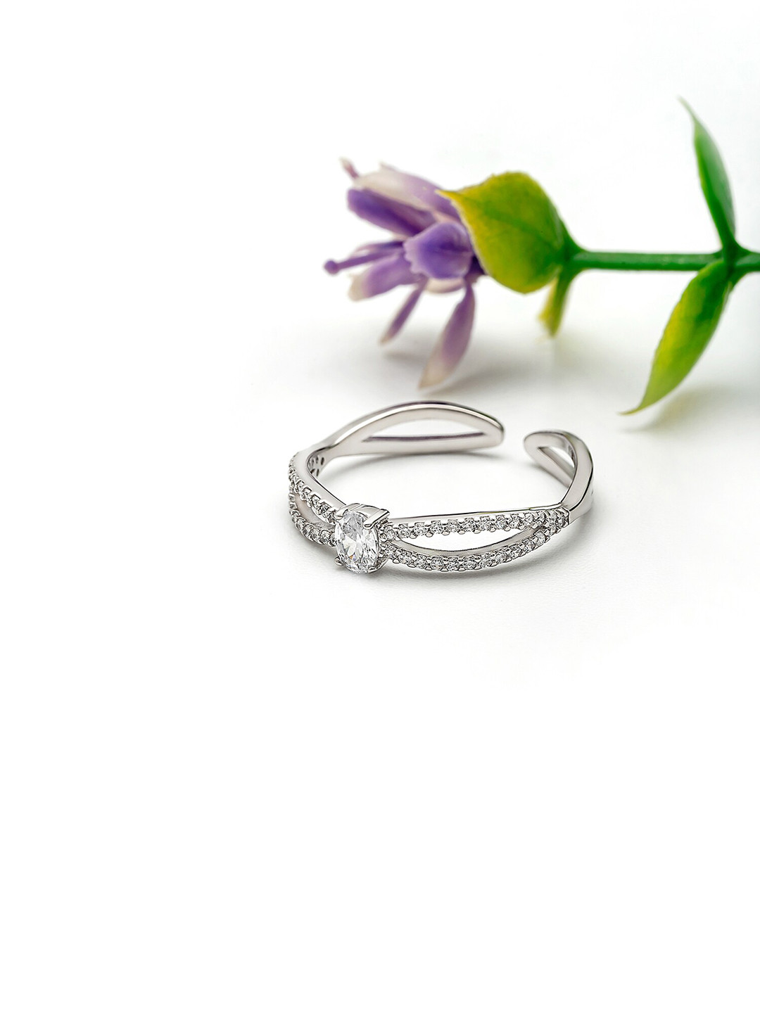 SILBERRY 92.5 Sterling Silver Rhodium-Plated CZ-Studded Adjustable Finger Ring
