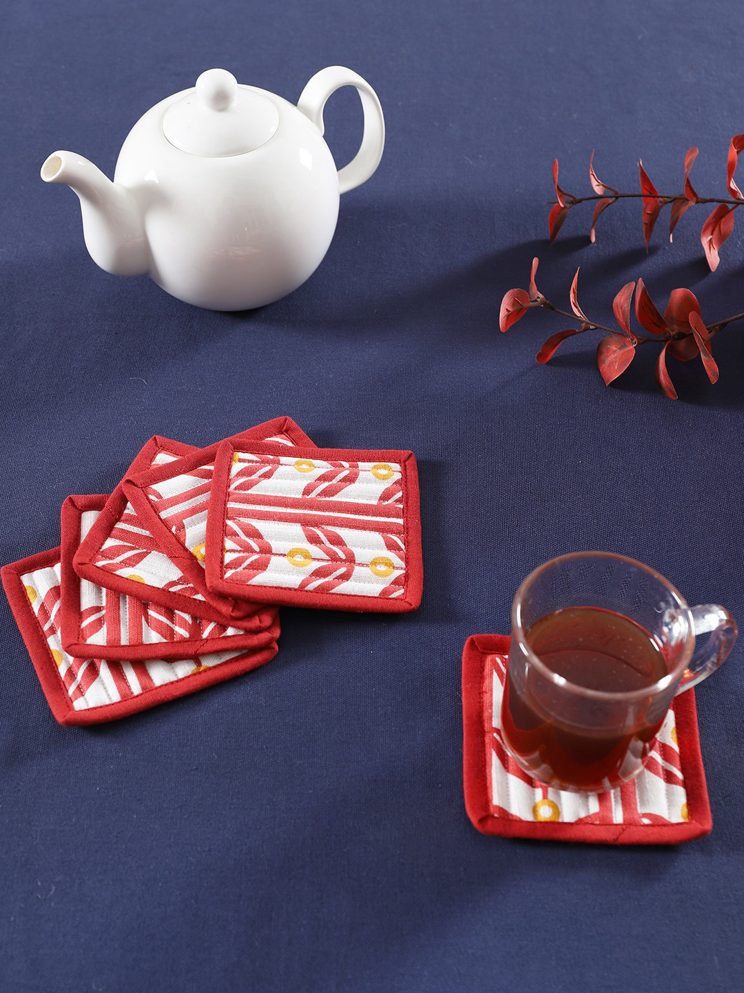 Ratan Cart White & Red 6 Pieces Printed Cotton Coasters