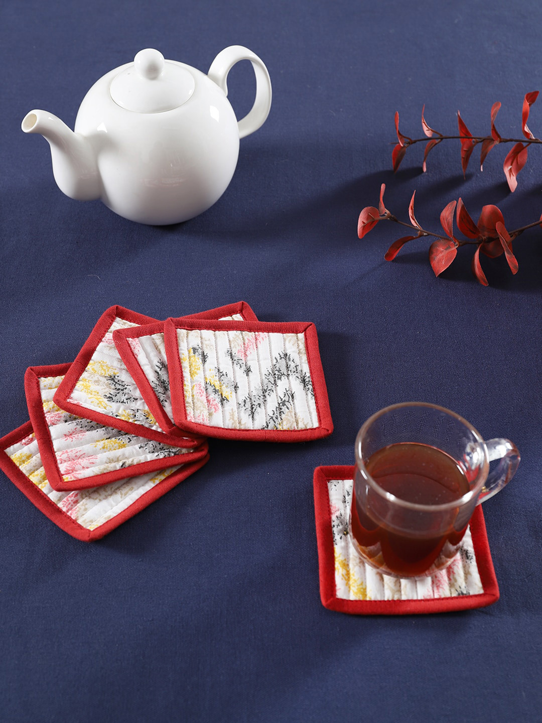 Ratan Cart White & Red 6 Pieces Printed Cotton Coasters