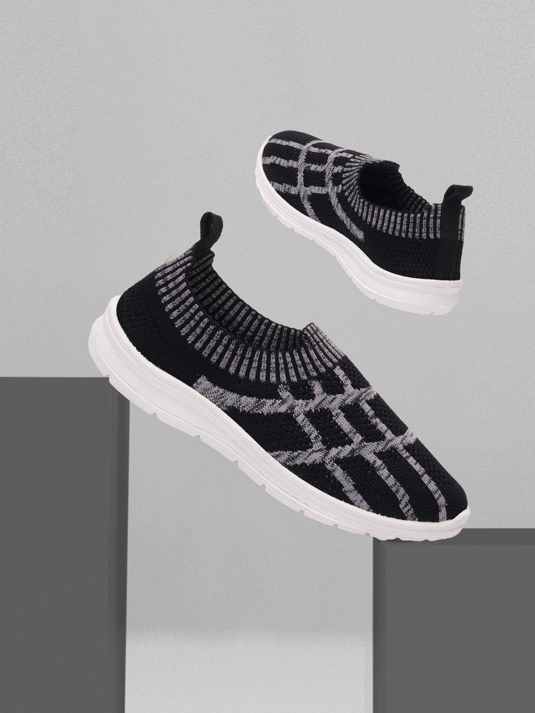 BAESD Girls Textured Round Toe Lightweight Textile Slip-On Sneakers